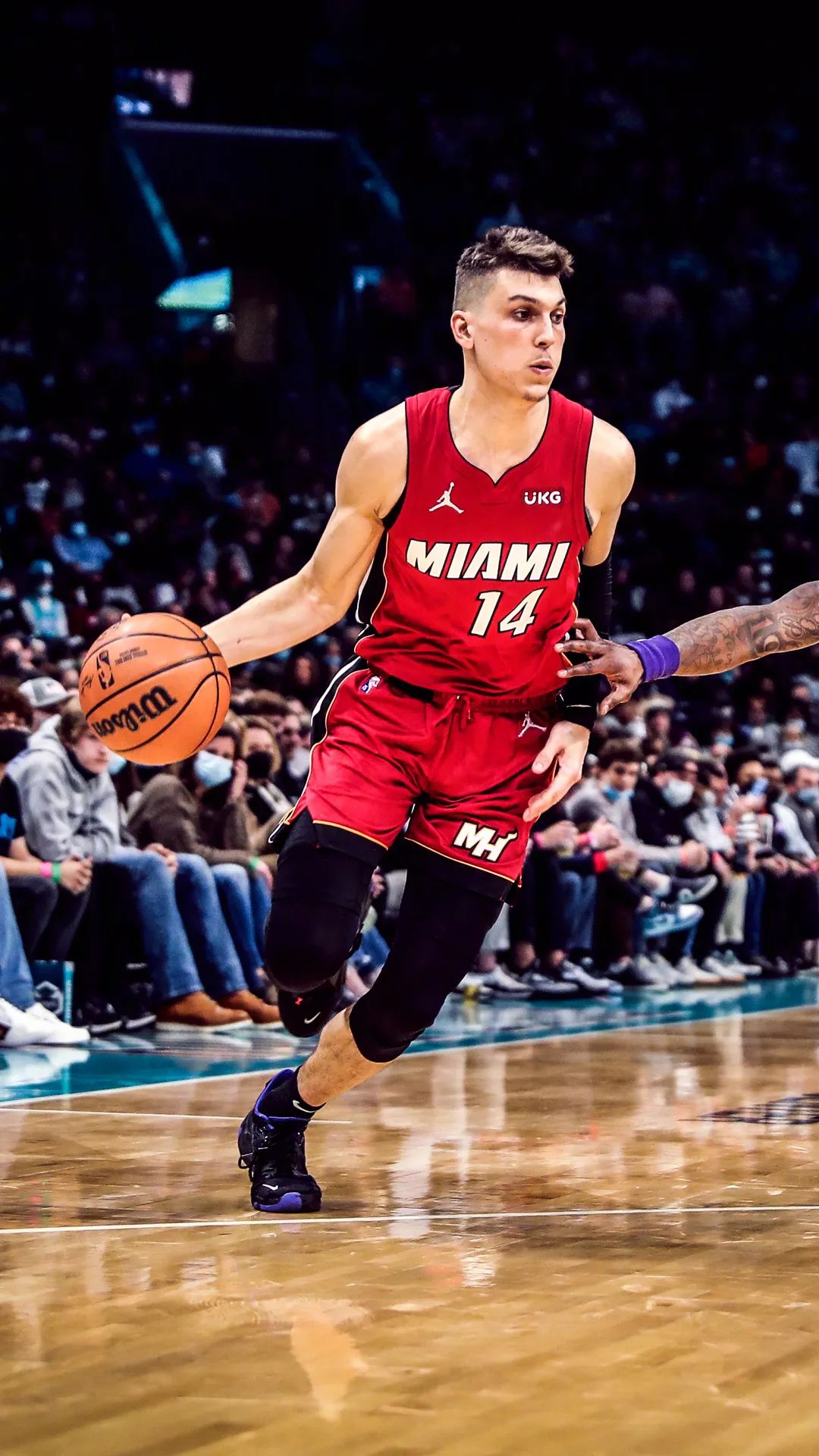 开云体育平台APP-热火翻盘广州队，德罗赞状态火热