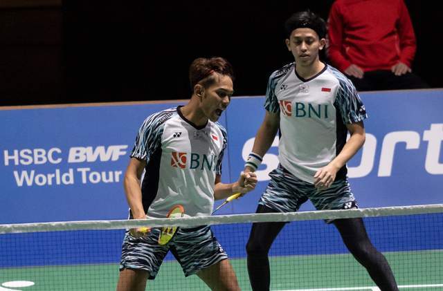 印度队横扫印尼队,辛杜统治全场 印度队横扫印尼队,辛杜统治全场